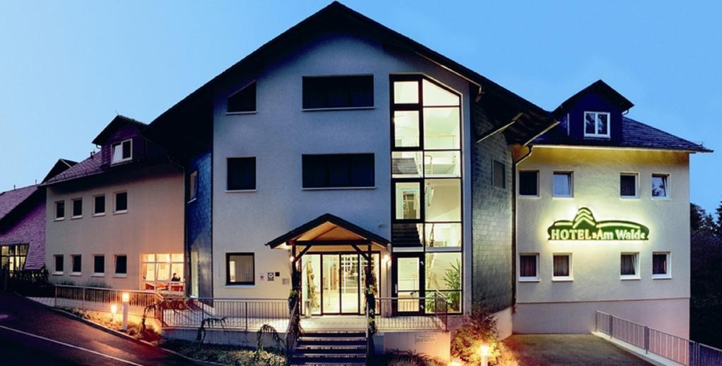 Hotel Am Wald -Garni- Elgersburg ภายนอก รูปภาพ