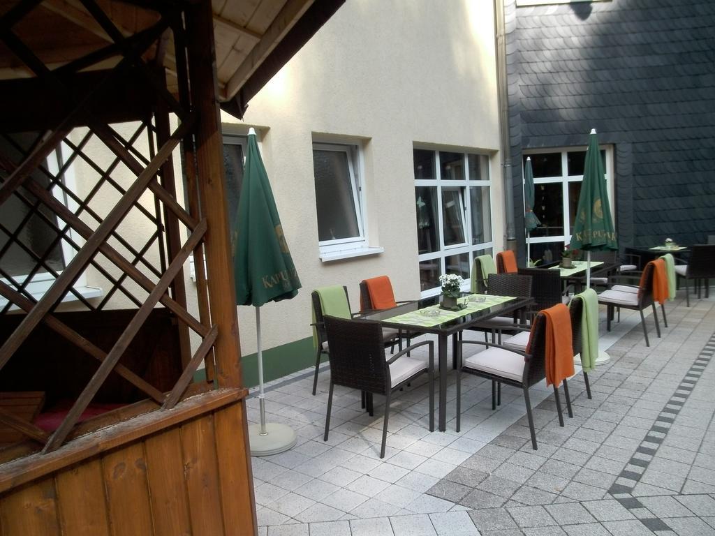 Hotel Am Wald -Garni- Elgersburg ภายนอก รูปภาพ